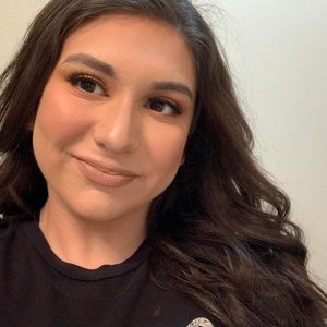 Meet your Posher, Rene